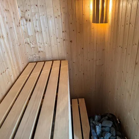 Sjohytte Med Jacuzzi, Sauna Og Panoramautsikt Tatil Evi Narvik