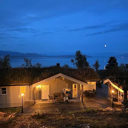 Sjohytte Med Jacuzzi, Sauna Og Panoramautsikt Tatil Evi Narvik