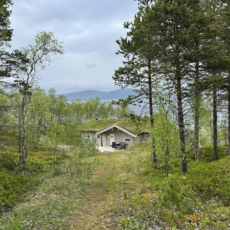 Tatil Evi Sjohytte Med Jacuzzi, Sauna Og Panoramautsikt Narvik