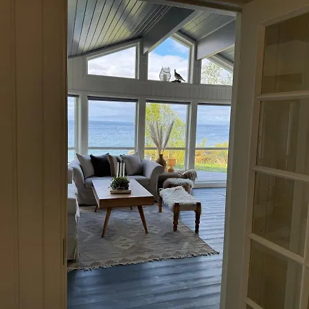 Sjohytte Med Jacuzzi, Sauna Og Panoramautsikt